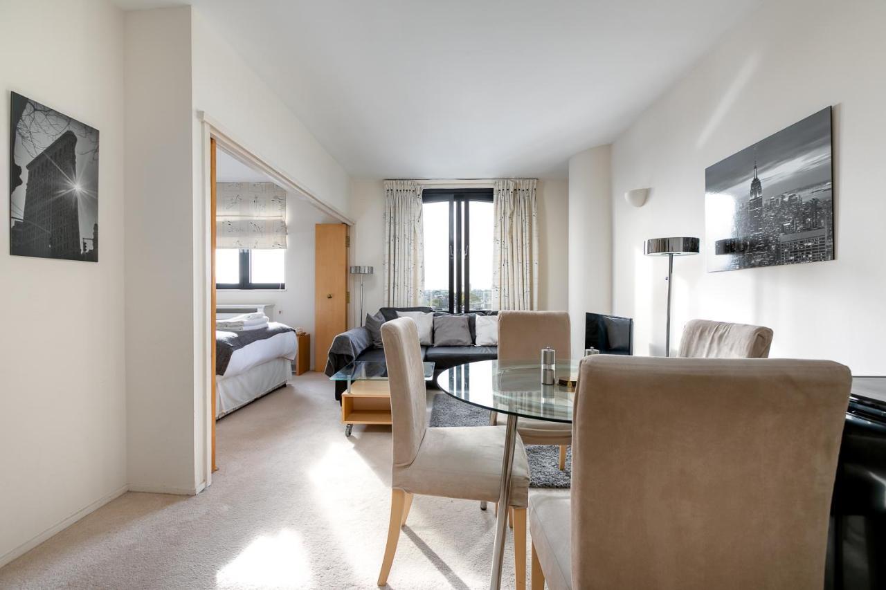 Point West Apartments London Kültér fotó